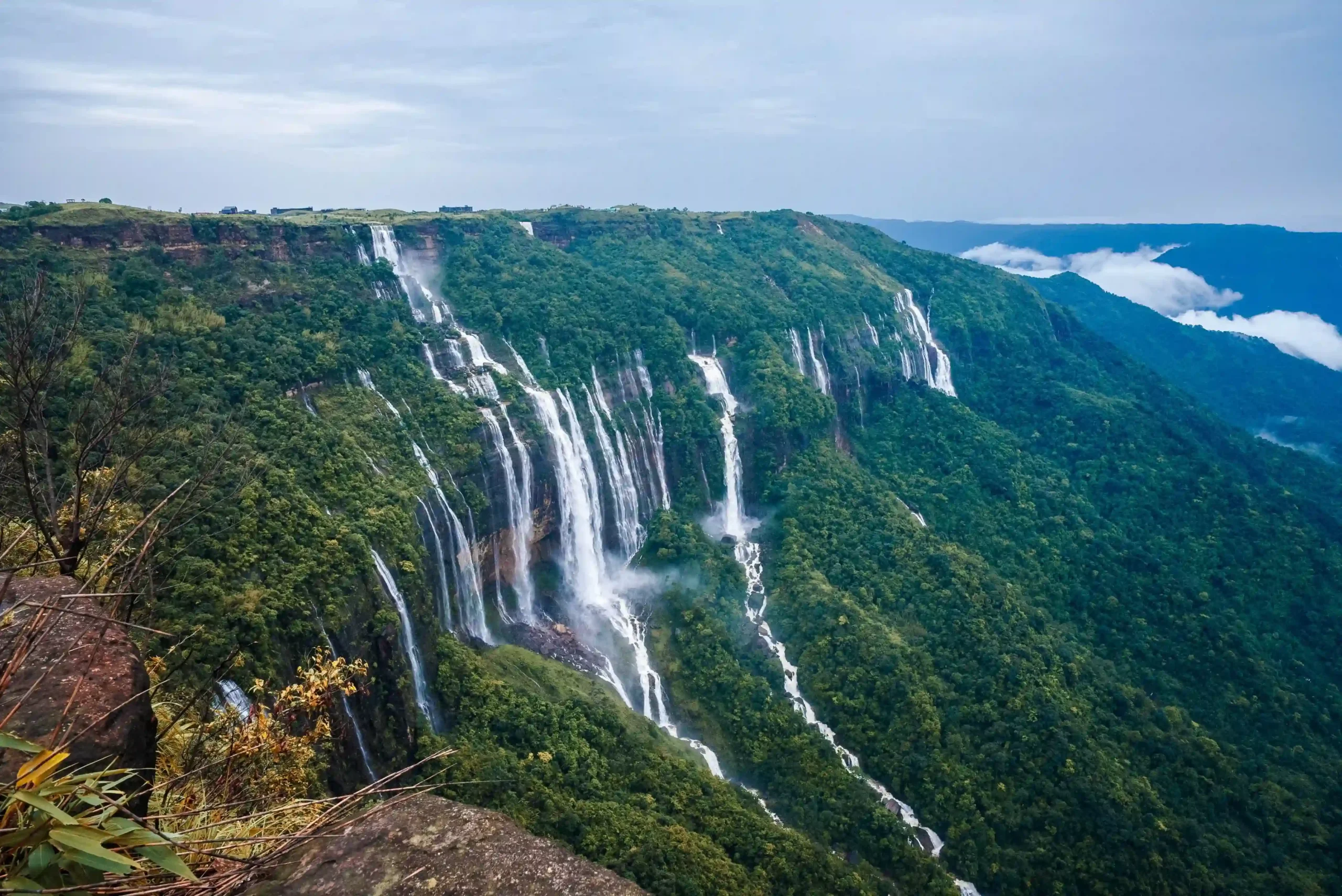 1752562301941-overview-of-seven-sisters-falls