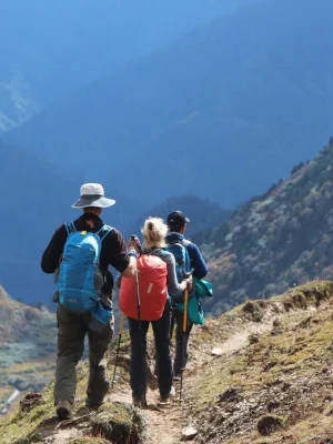 trekking